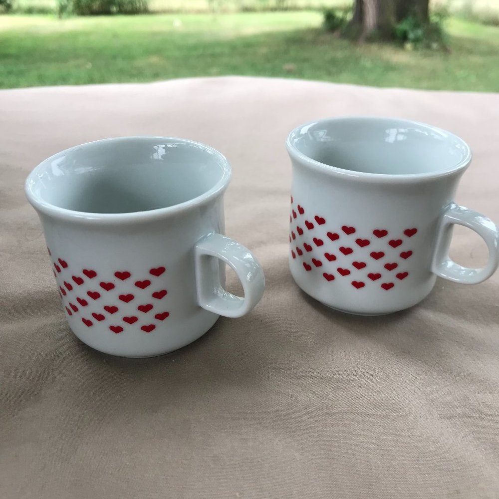 Set of 2 Italian made vintage sweet heart espresso cups